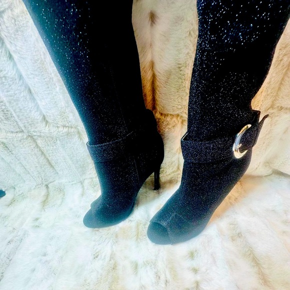 Glamour Chic Black Metallic Thread Stretch Over The Knee High Heel Boots - Picture 2 of 8